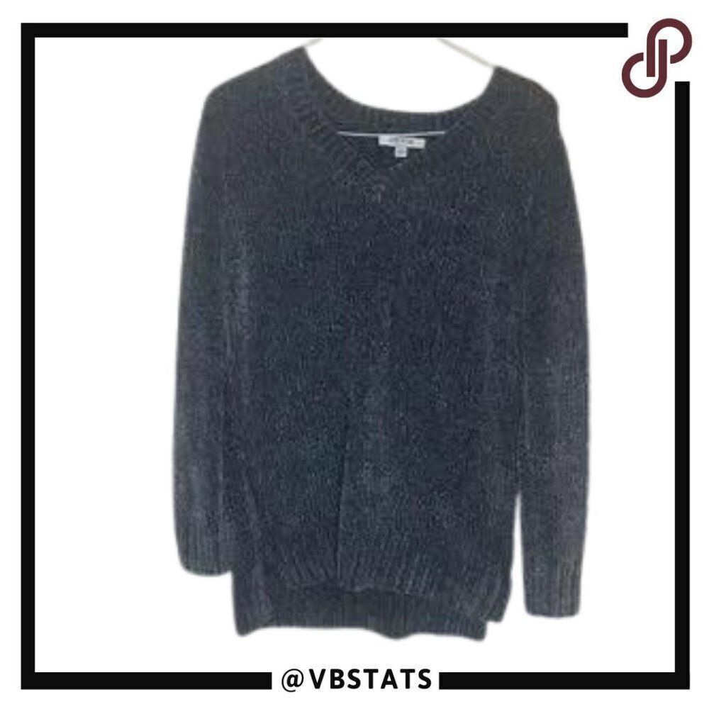 Orvis Plush Midnight-Graphite‎ V-Neck Top in Size Small